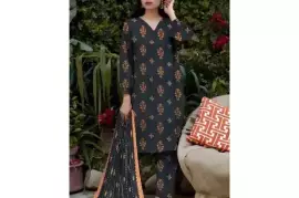 Elegant Amna.B Women's 3 Pcs Unstitched Khaddar Printed Suit – Fashion Forward