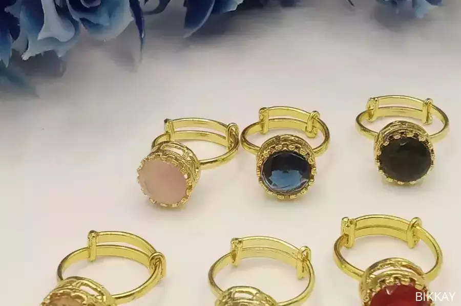 Stunning Gold Plated Adjustable Ring with Black Kundan Stone - 1 Pc Ball Design / Free Shipping