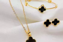 Flower Design Gold Plated Artificial Stones Necklace And Bracelet Set / Free Shipping