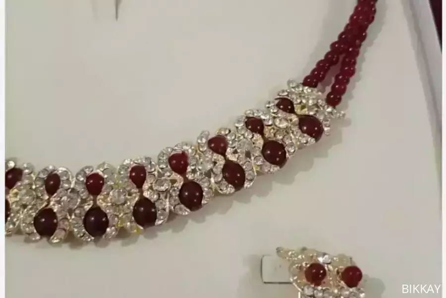 Elegant Gold Plated Crystal Necklace - 1 Pcs Fancy Design for Women / Free Shipping