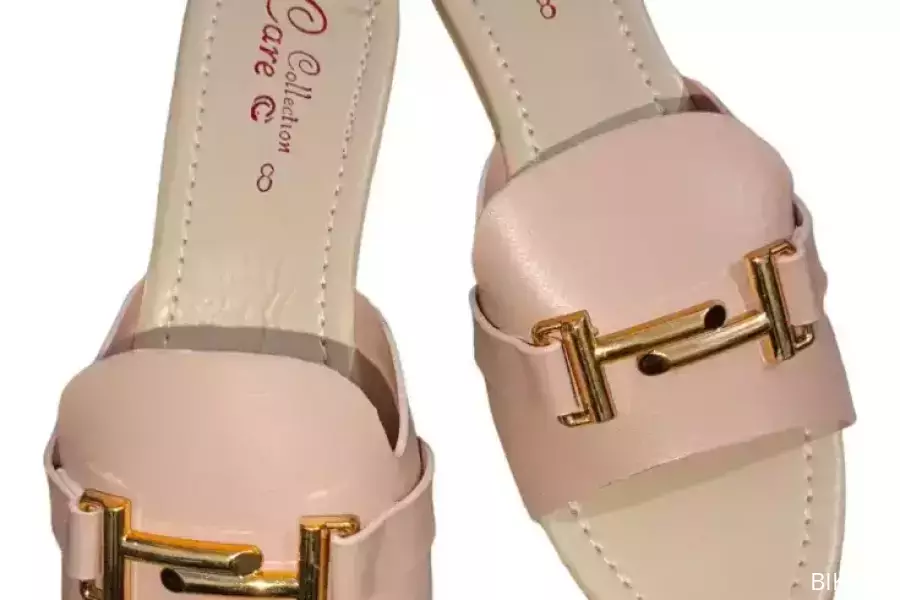 Women's PU Leather Casual Flats Availble in All Sizes
