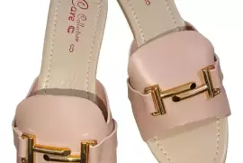 Women's PU Leather Casual Flats Availble in All Sizes