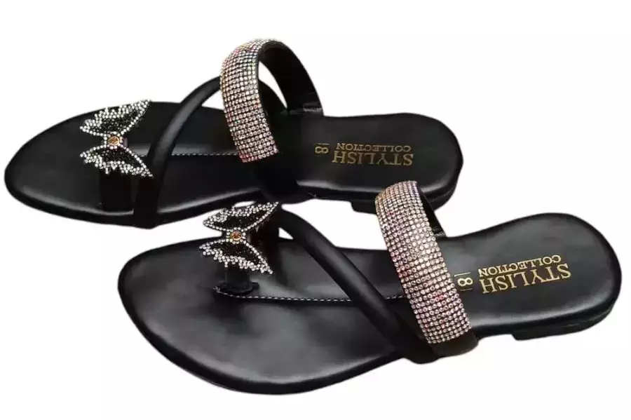 Women’s Stylish Flats – Elegant & Comfortable for Everyday Wear