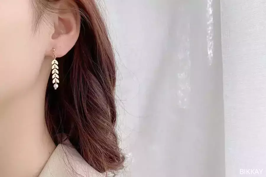 Leaf Design Gold Plated Zircon Earrings / Free Shipping