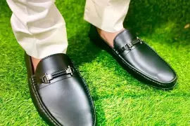 Men’s Comfortable Walking Shoes – Lightweight & Supportive