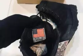 Black SWAT-Style Combat Boots – Military Look, Everyday Toughness