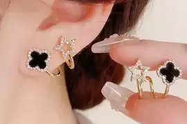 Flower Design Stud Earrings For Women - 1 Pair / Free Shipping