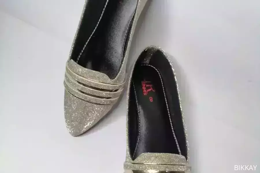Women’s Formal Pumps – Stylish Rexene Finish for Any Occasion