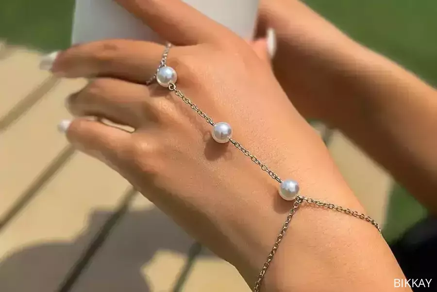Beautiful Stylish Bracelet / Free Shipping, Pakistan, PKR 480