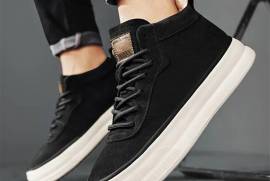 Lace-Up, Men's Fashion Skateboard Sneakers - Comfortable, Non-Slip Casual Shoes for All Seasons, Available in Black, Khaki, Brown | Sizes 7-10, Jhelum