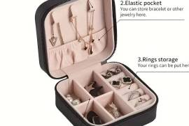 1pc Travel Jewelry Box - Portable Organizer For Rings, Earrings, Necklaces, And Bracelets - Perfect Gift For Women, Jhelum