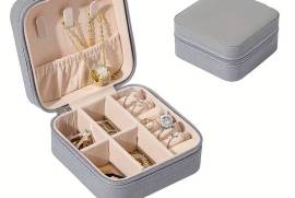 1pc Travel Jewelry Box - Portable Organizer For Rings, Earrings, Necklaces, And Bracelets - Perfect Gift For Women, Jhelum