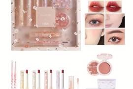 All-in-One Makeup Set, Eyeshadow Eyebrow Blusher Concealer Lipstick Full Range Makeup Kit, Perfect For Beginners Cosmetics Gift Box Ideal For Mother's Day Makeup Set, Lahore